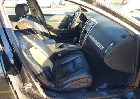 2010 Cadillac Sts Luxury Sport из США, поврежденный, VIN 1G6DU6EV7A0138300